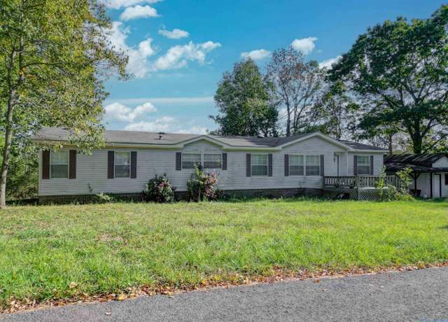 Property at 1540 Starnes Loop Rd, Grant, AL 35747, 4 beds, 2 baths