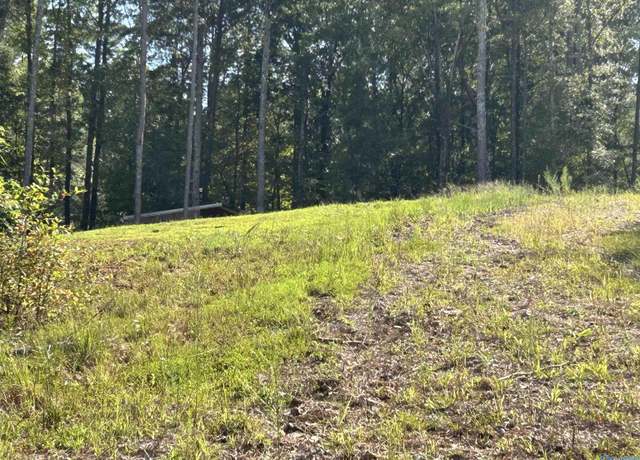 Property at 830 Dyar Dr, Boaz, AL 35956