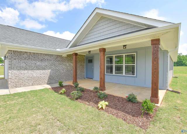 Property at 147 Stafford Rd, Hazel Green, AL 35750, 3 beds, 2 baths