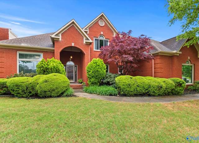 Property at 101 Windsong Ct, Madison, AL 35757, 4 beds, 3.5 baths
