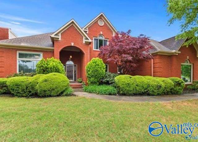 Property at 101 Windsong Ct, Madison, AL 35757, 4 beds, 3.5 baths