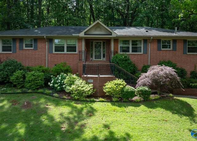 Property at 6818 Criner Rd SE, Huntsville, AL 35802, 4 beds, 4 baths