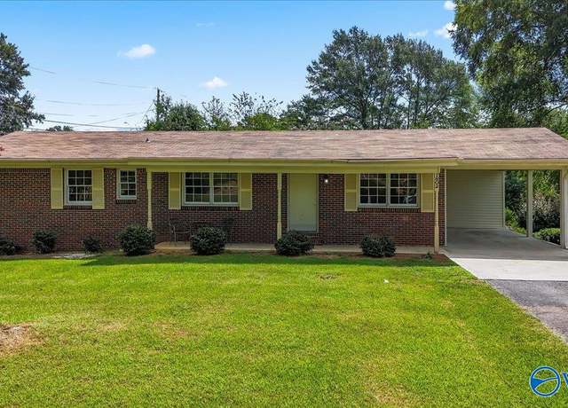 Property at 1802 Briarwood Ln SE, Cullman, AL 35055, 3 beds, 1.5 baths