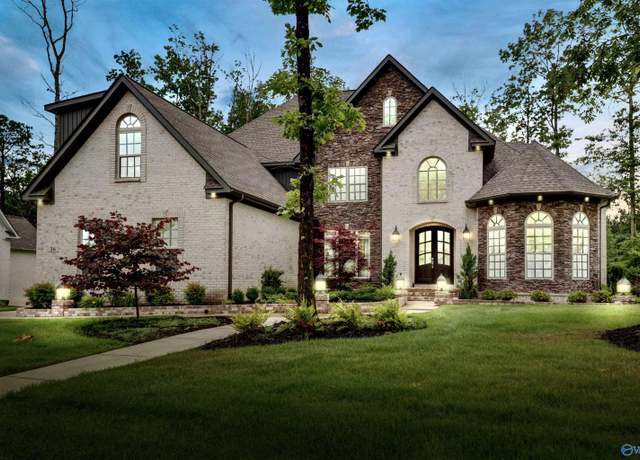Property at 47 Ridge Bluff Cir, Huntsville, AL 35803, 4 beds, 3.5 baths