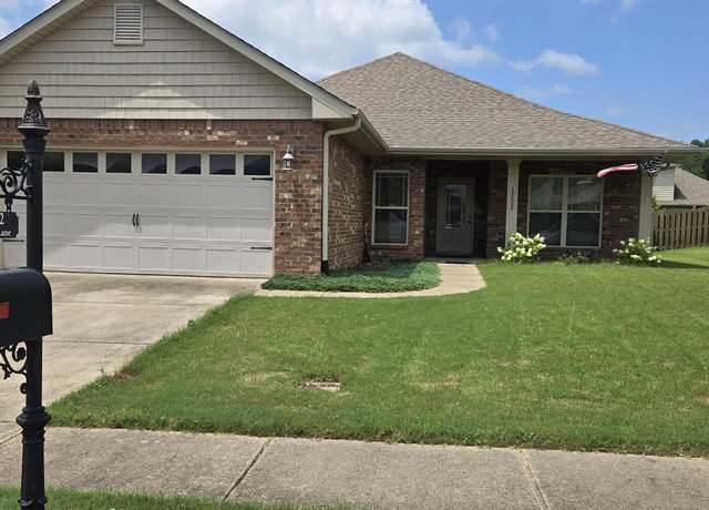 Property at 12622 Holstein Ln SW, Huntsville, AL 35803, 4 beds, 2.5 baths