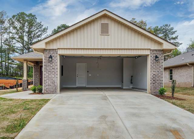 Property at 15284 Lapwing Cv, Athens, AL 35611, 3 beds, 2 baths