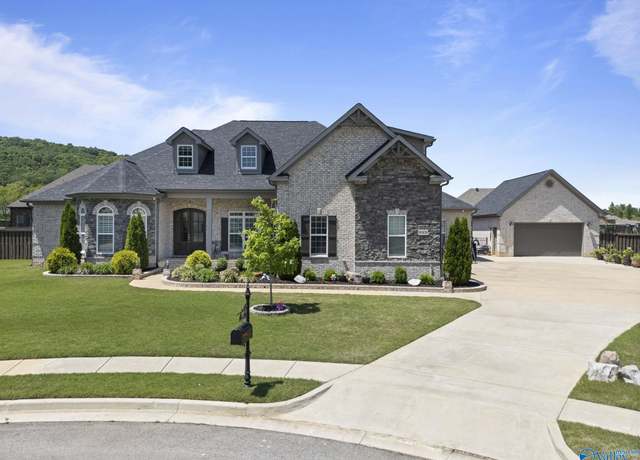 Property at 8008 Farm Meadow Dr SE, Owens Cross Roads, AL 35763, 5 beds, 4.5 baths