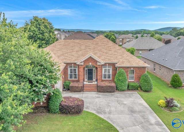 Property at 7515 Park Trace Ln SE, Owens Cross Roads, AL 35763, 4 beds, 3 baths