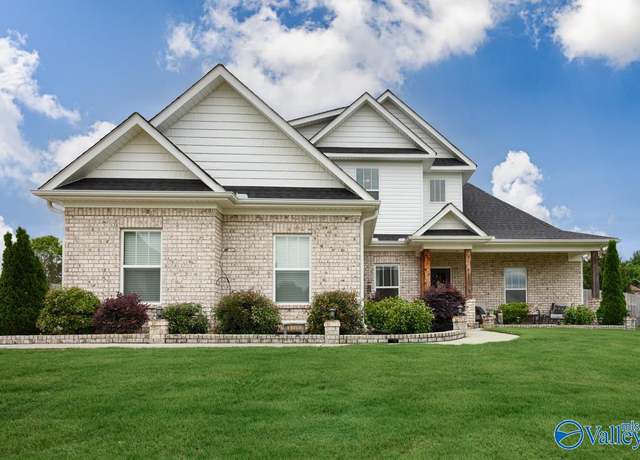 Property at 103 Waterbury Dr, Harvest, AL 35749, 3 beds, 2.5 baths