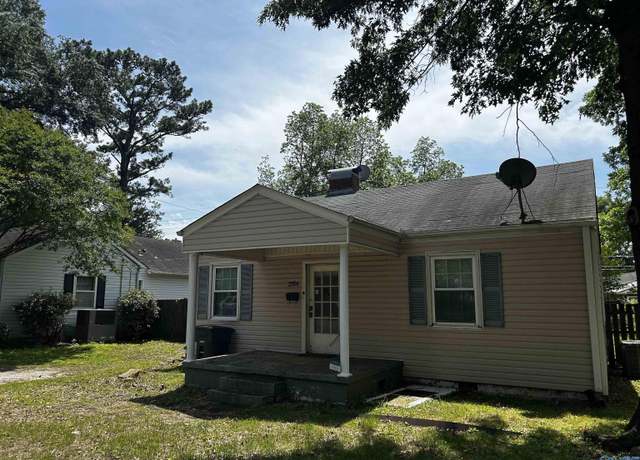 Property at 2704 Overton Rd, Huntsville, AL 35801, 2 beds, 1 bath
