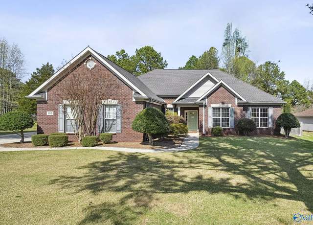 Property at 105 Turtle Bank Ct, Huntsville, AL 35806, 4 beds, 3 baths