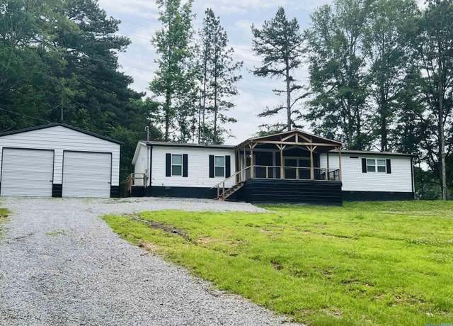 Property at 4325 Lay Springs Rd, Gadsden, AL 35904, 3 beds, 2 baths