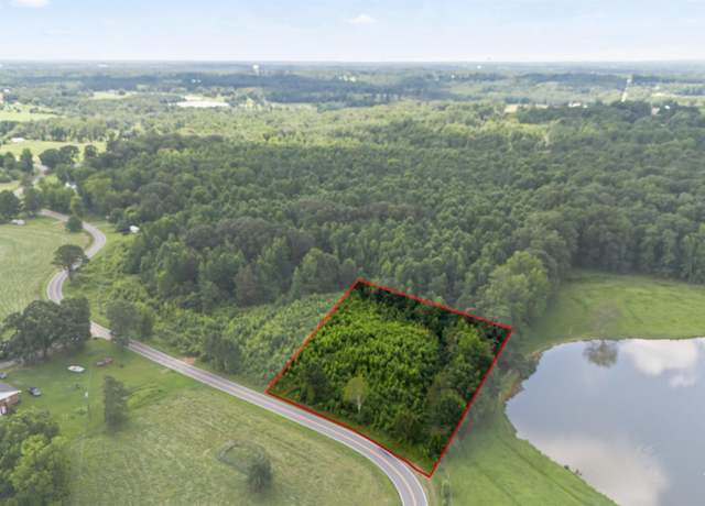 Property at #1 SE Maddux Rd, Falkville, AL 35622