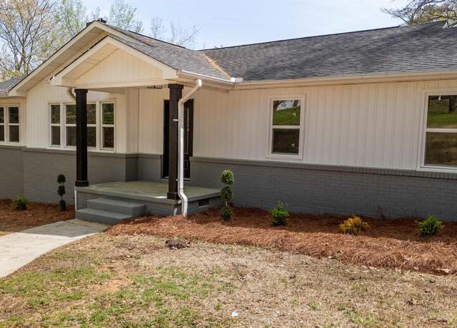 Property at 2017 Scenic Dr, Gadsden, AL 35904, 3 beds, 3 baths
