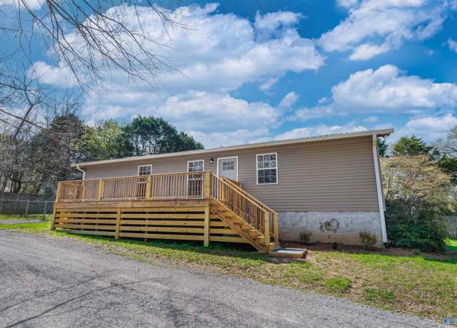 Property at 43 5th Ave, Valley Head, AL 35989, 2 beds, 2 baths