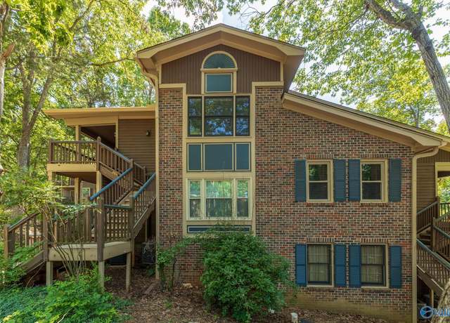 Property at 2043 Woodlawn Dr SW #2043, Huntsville, AL 35802, 1 bed, 1 bath