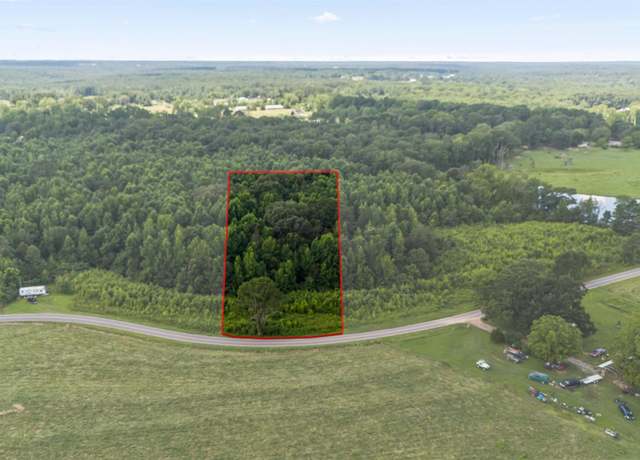Property at #3 SE Maddux Rd, Falkville, AL 35622