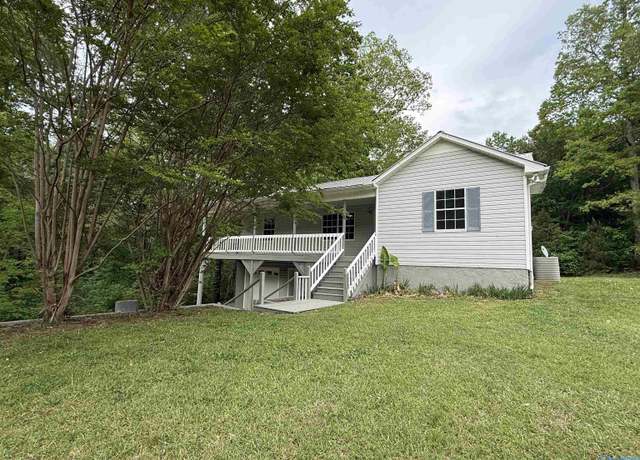 Property at 45 County Road 1424, Vinemont, AL 35179, 3 beds, 2 baths