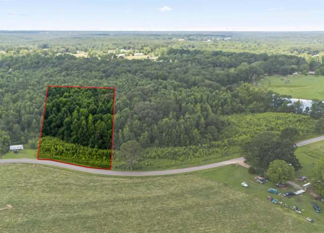 Property at #4 SE Maddux Rd, Falkville, AL 35622