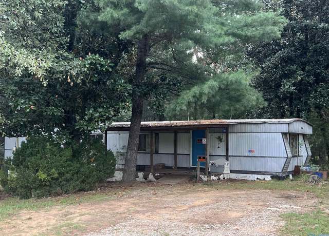 Property at 17954 County Road 460, Trinity, AL 35673, 2 beds, 2 baths