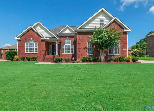 Property at 16349 Evarard Cir NW, Harvest, AL 35749, 4 beds, 3.5 baths