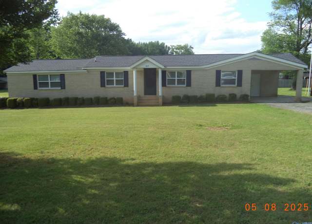Property at 369 West Limestone Rd, Hazel Green, AL 35750, 3 beds, 2 baths