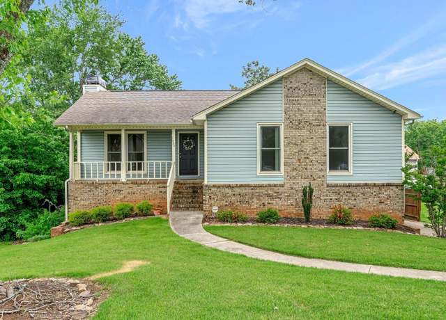 Property at 1064 Old Monrovia Rd NW, Huntsville, AL 35806, 4 beds, 2 baths