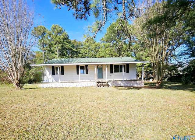 Property at 4939 County Road 214, Trinity, AL 35673, 3 beds, 1 bath