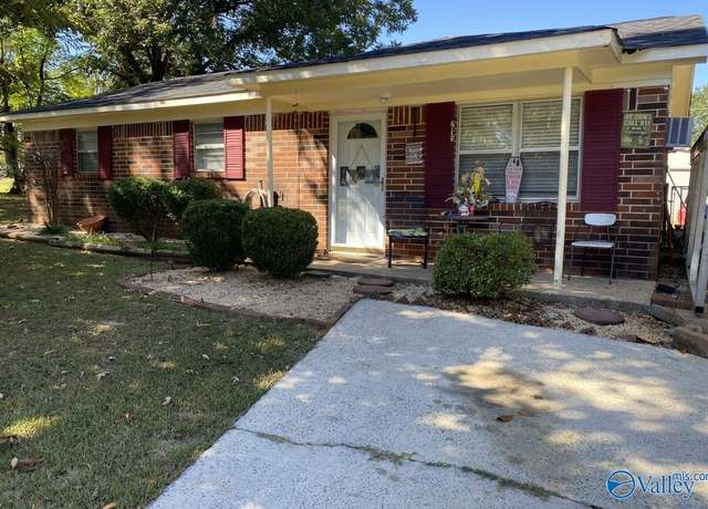 Property at 215 Livingston Ln, Moulton, AL 35650, 3 beds, 1 bath