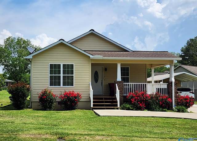 Property at 3810 County Road 1527, Cullman, AL 35058, 3 beds, 2 baths