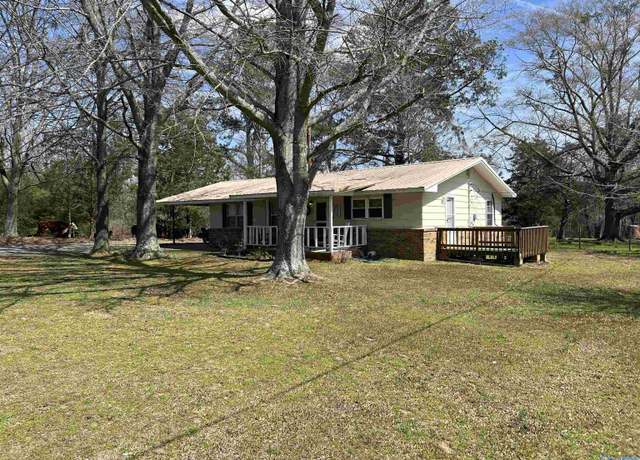 Property at 6030 Norris Mill Rd, Hartselle, AL 35640, 2 beds, 2 baths