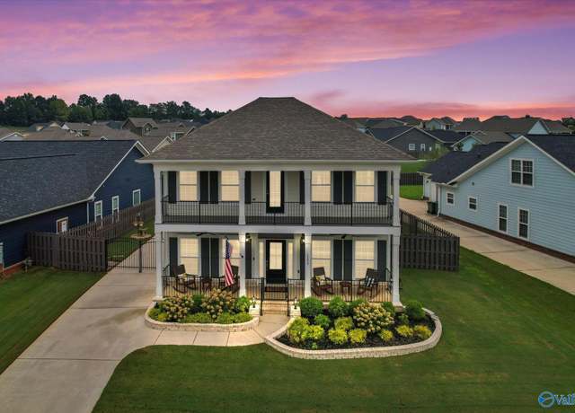 Property at 1152 Towne Creek Pl, Huntsville, AL 35806, 3 beds, 2.5 baths