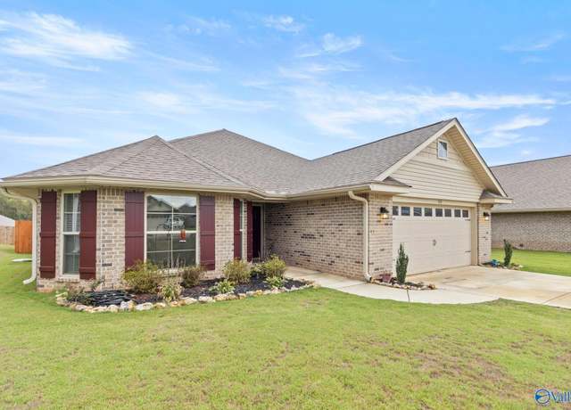 Property at 102 Samuel Rice Ct, New Market, AL 35761, 4 beds, 2 baths
