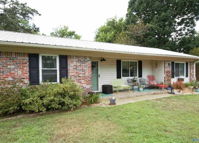 Property at 89 Bearden Dr, Grant, AL 35747, 4 beds, 2 baths