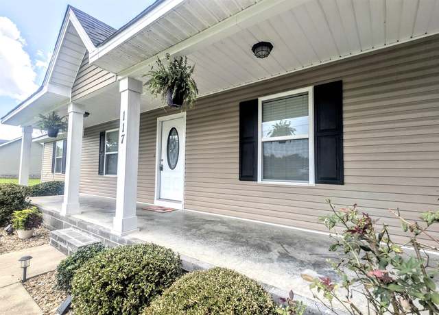 Property at 117 County Road 1031, Fort Payne, AL 35968, 3 beds, 2 baths