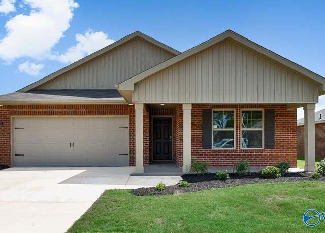Property at 425 Jackson Point Cir, Huntsville, AL 35811, 5 beds, 3 baths