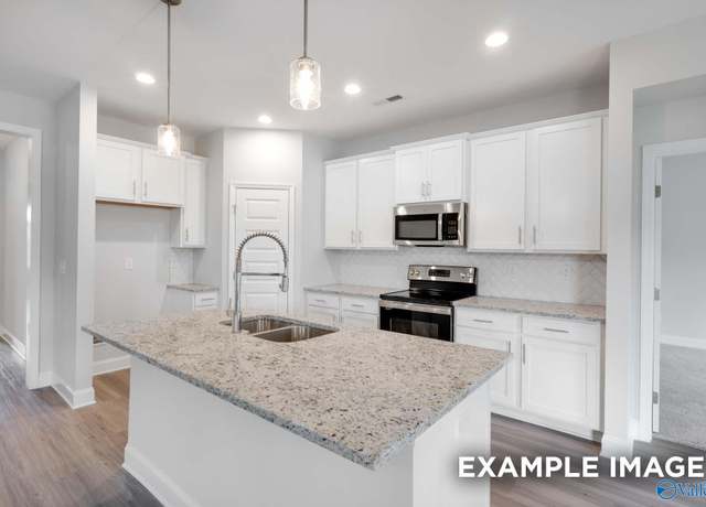 Property at 231 Jerrie Lynn Blvd, Meridianville, AL 35759, 4 beds, 3 baths