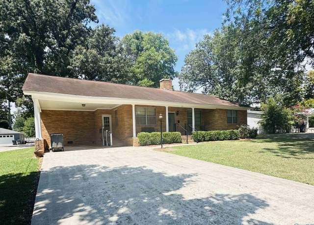 Property at 145 Monroe St, Courtland, AL 35618, 2 beds, 2 baths