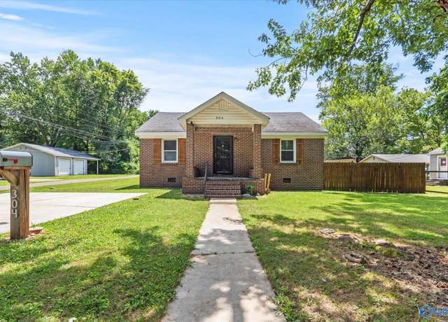 Property at 304 Horton St, Athens, AL 35611, 3 beds, 2 baths