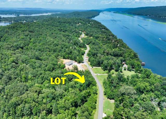 Property at 166 Lookout Mountain Dr, Scottsboro, AL 35769