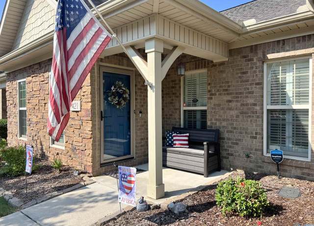 Property at 421 White Petal St SW, Huntsville, AL 35824, 3 beds, 2 baths