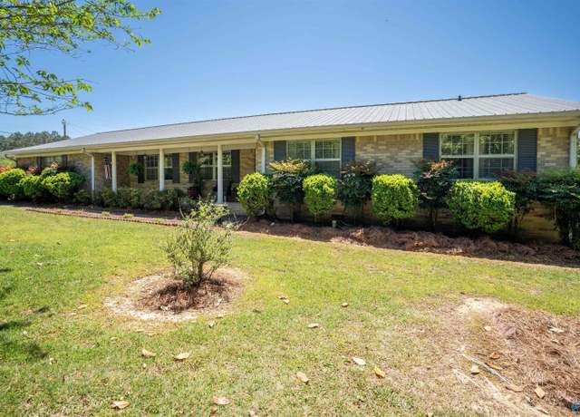 Property at 2922 George Wallace Dr, Albertville, AL 35951, 3 beds, 3 baths