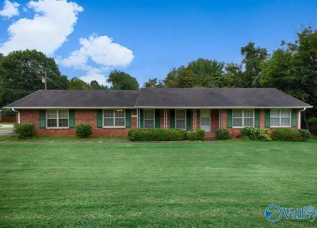 Property at 3813 Holmes Ave, Huntsville, AL 35805, 3 beds, 2 baths