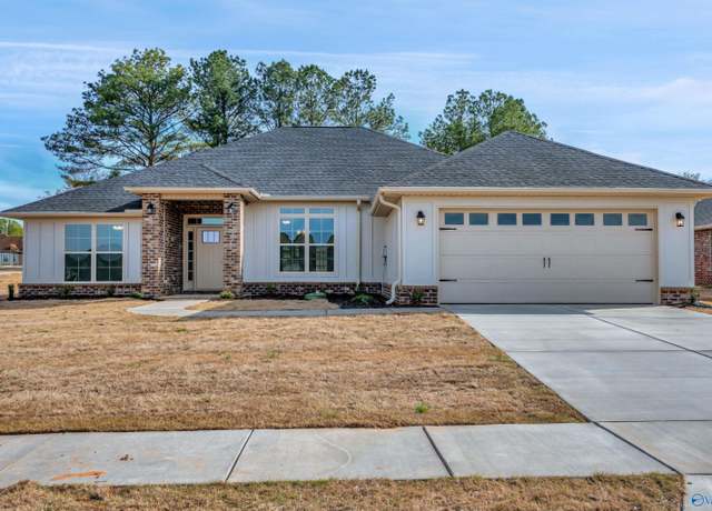 Property at 220 Gwynns Fall Trl, Huntsville, AL 35810, 4 beds, 3 baths