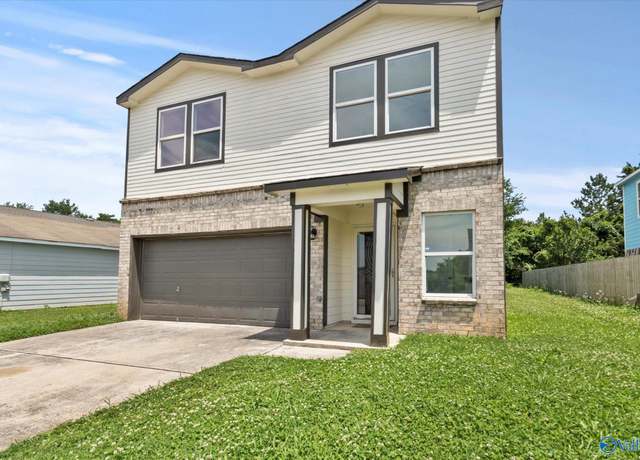 Property at 223 Dormont Dr NE, Huntsville, AL 35810, 3 beds, 2.5 baths