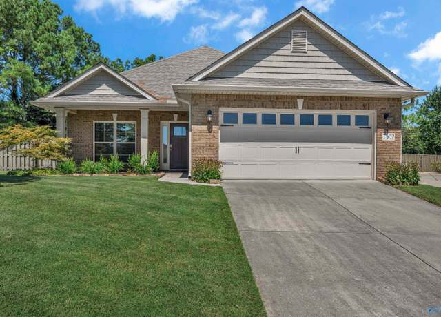 Property at 7302 Vidette Ln, Owens Cross Roads, AL 35763, 4 beds, 2.5 baths