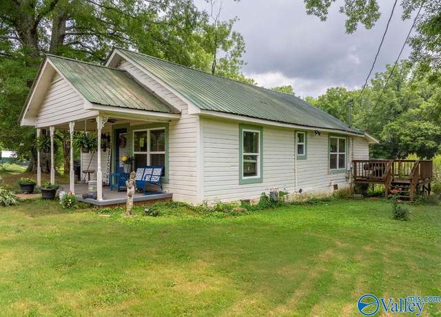 Property at 912 49th St, Fort Payne, AL 35967, 2 beds, 1 bath