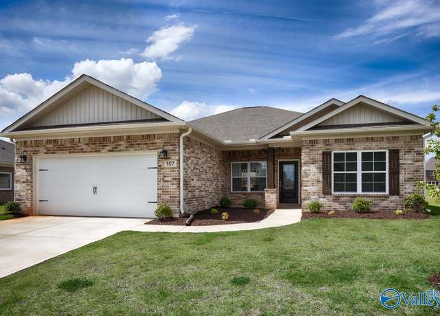 Property at 107 Old Dirt Rd, Meridianville, AL 35759, 4 beds, 2 baths