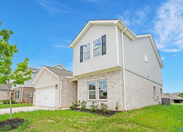 Property at 160 Brier Valley Dr, Meridianville, AL 35759, 5 beds, 3 baths