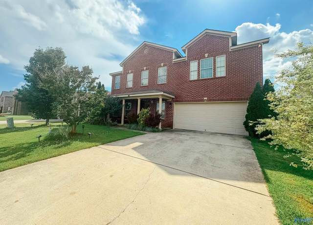 Property at 2489 Belltown Dr, Huntsville, AL 35803, 3 beds, 2.5 baths